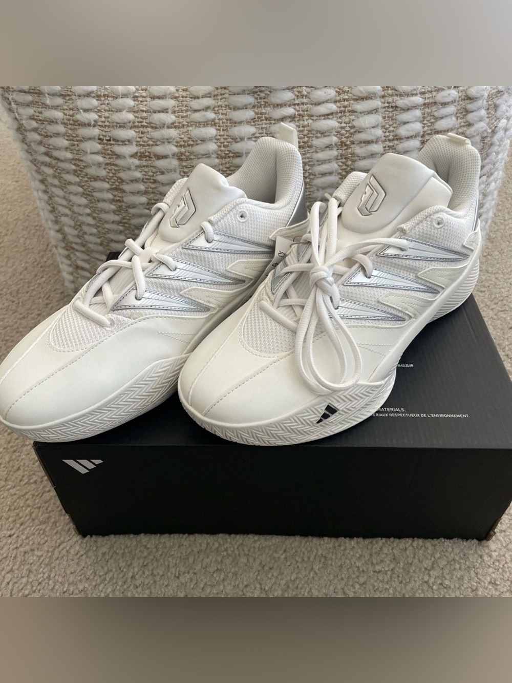 adidas Dame Certified 3 Low White Silver Men Basketball Shoes IH8468 Size 9